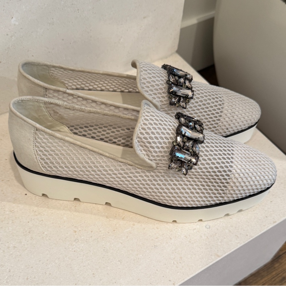 Karl Lagerfeld Cream Mesh Platform Loafer with Jewel Accents - Size 11 - Picture 4 of 11